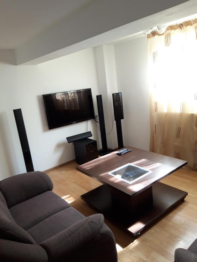 Papas Apartments Bucurestii Noi Kültér fotó